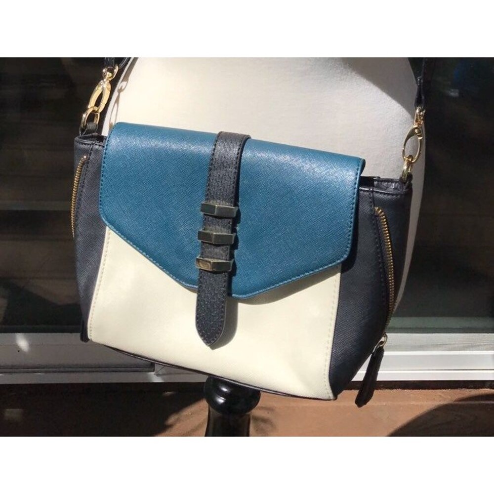 Mossimo Crossbody Purse